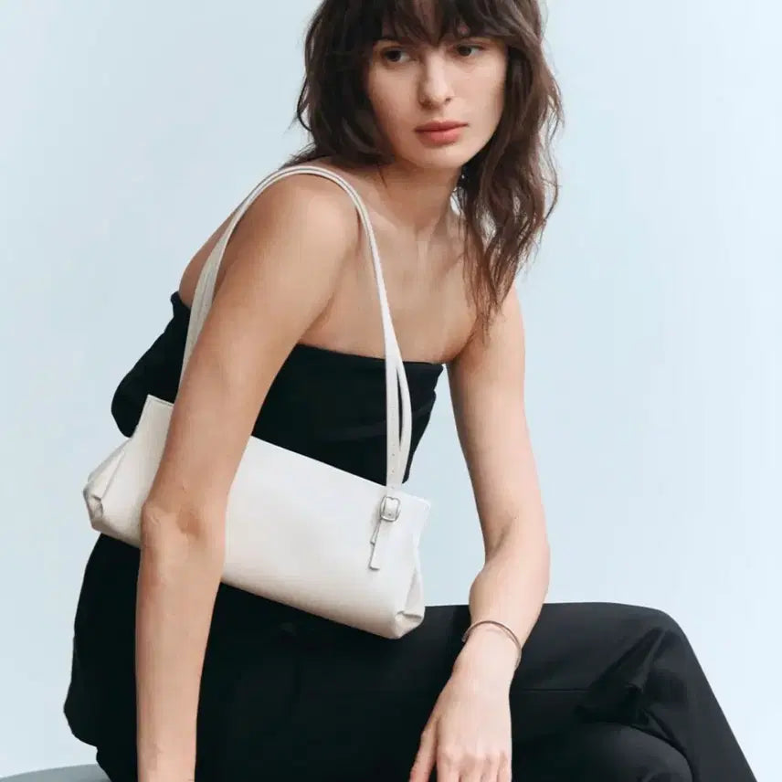 [BUNJANG] Apoa Melt Shoulder Bag Cream / 아포아 melt shoulde bag 크림