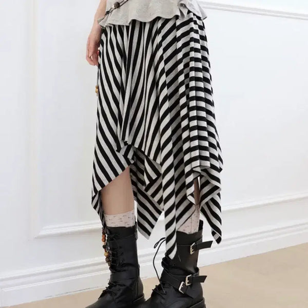 [BUNJANG] Tilde Seoul Black Striped Asymmetrical Midi Skirt / 틸데서울 올린 단가라 언발 미디 스커트