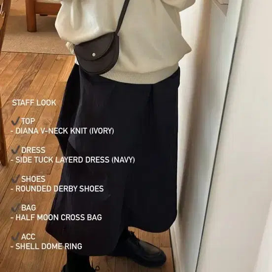 [BUNJANG] Ethos Half Moon Crossbody Bag / 에토스 하프문 크로스백