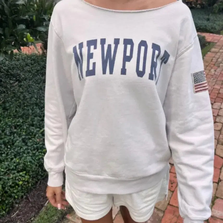 [BUNJANG] Brandy Melville Newport Sweatshirt White / 구함) 브랜디멜빌 뉴포트 맨투맨