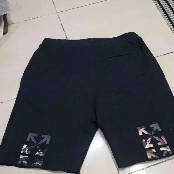 [BUNJANG] Off-White Shorts (Size 33-34) / 오프화이트 숏팬츠 33~34