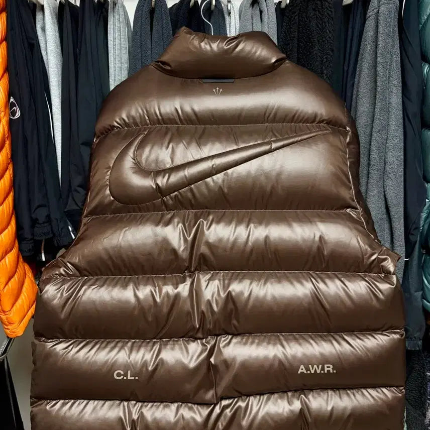 [BUNJANG] Nike x Drake NOCTA Puffer Jacket Baroque Brown (XL) / 나이키 x 드레이크 녹타패딩 바로크 브라운  - 아시아 (XL)