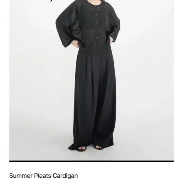 [BUNJANG] Eunoia Pleats Cardigan Black / 유노이아 플리츠가디건 블랙