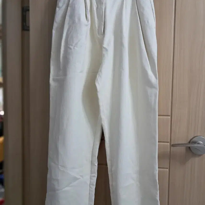 [BUNJANG] Kinder Salmon Cream Slacks Pants / 킨더살몬 크림색 슬랙스 바지