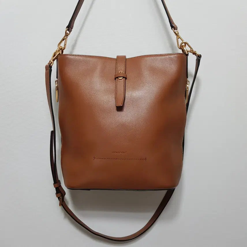 [BUNJANG] Beanpole Honey Brown Leather Two-Way Bucket Bag (M) / 빈폴/허니브라운레더투웨이버킷백/M/가로24세로27/파라오쇼핑