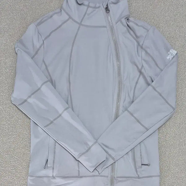 [BUNJANG] The North Face Training Top / 노스페이스 트레이닝 상의