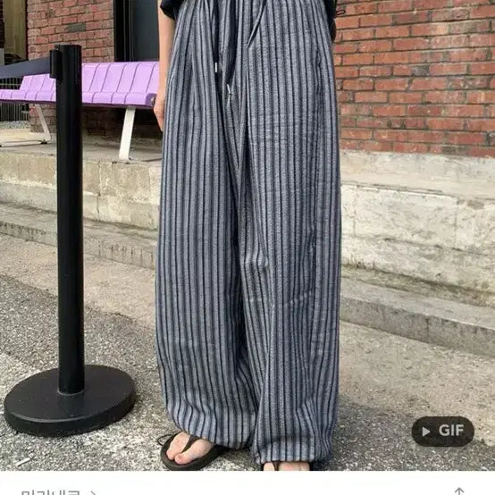 [BUNJANG] MiraeRoeo Stripe Wide Balloon Pants Black Fit Unisex / 미리내로 헤브 스트라이프 와이드 벌룬팬츠 바온 블랙핏 유니섹스 남여공용
