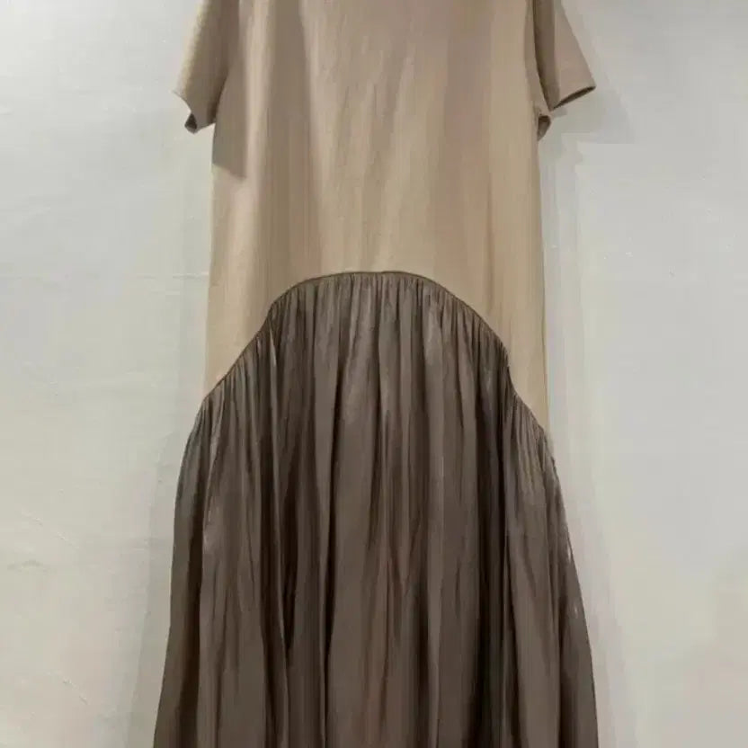 [BUNJANG] Satin Color-Block Long Dress / 새상품) 새틴 배색 롱원피스
