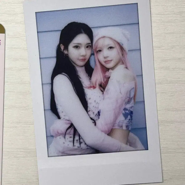 [BUNJANG] TripleS ChaeWon ShinWei Object Polar Photocard / 주말 할인) 트리플에스 채원 신위 실물 오브젝트 폴라 판매