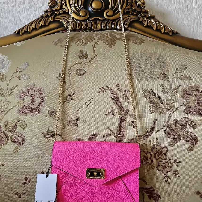 [BUNJANG] Diane Von Furstenberg Magenta Gold Chain Crossbody Bag / 다이앤본퍼스텐버그 마젠타 컬러 골드 체인 크로스백