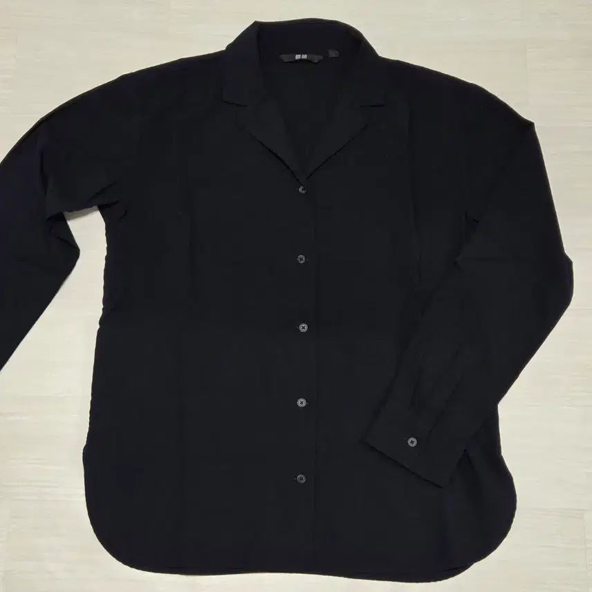 [BUNJANG] Uniqlo Navy V-Neck Blouse (M) / 유니클로 블라우스