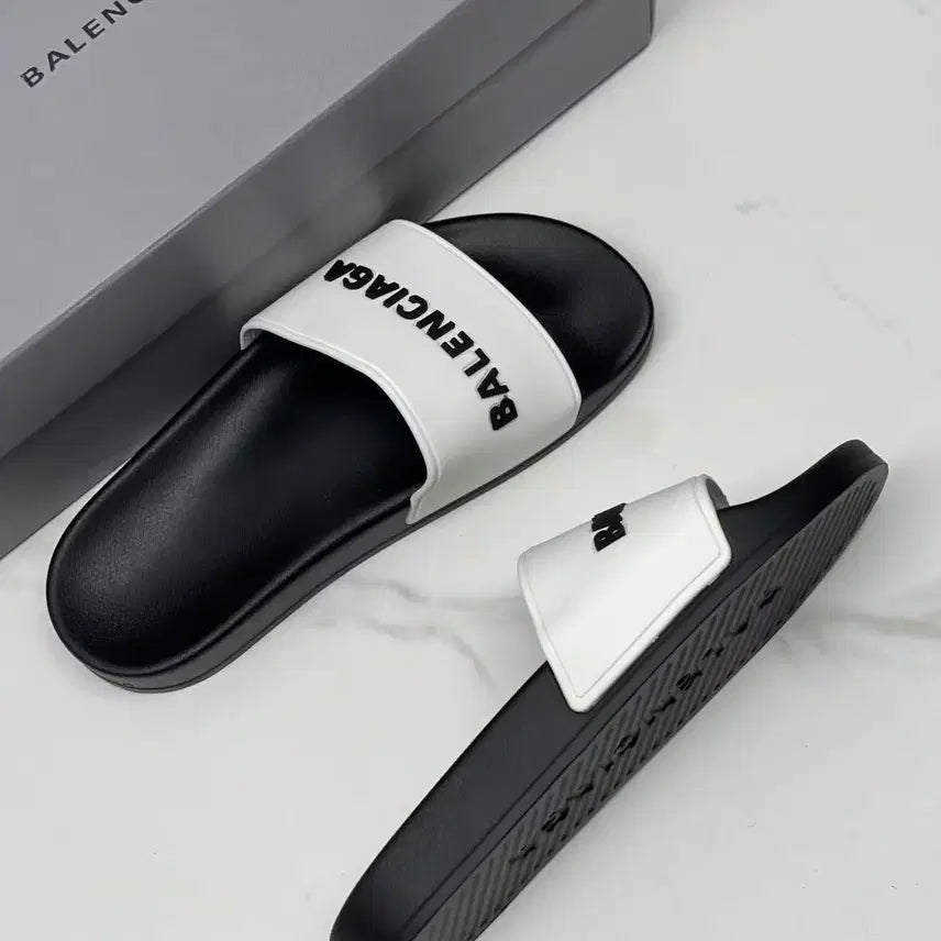 [BUNJANG] Balenciaga Logo Print Non-Slip Pool Slide Slippers (240mm) / Balenciaga 로고 프린트 미끄럼방지 원슬리퍼 여성 240MM