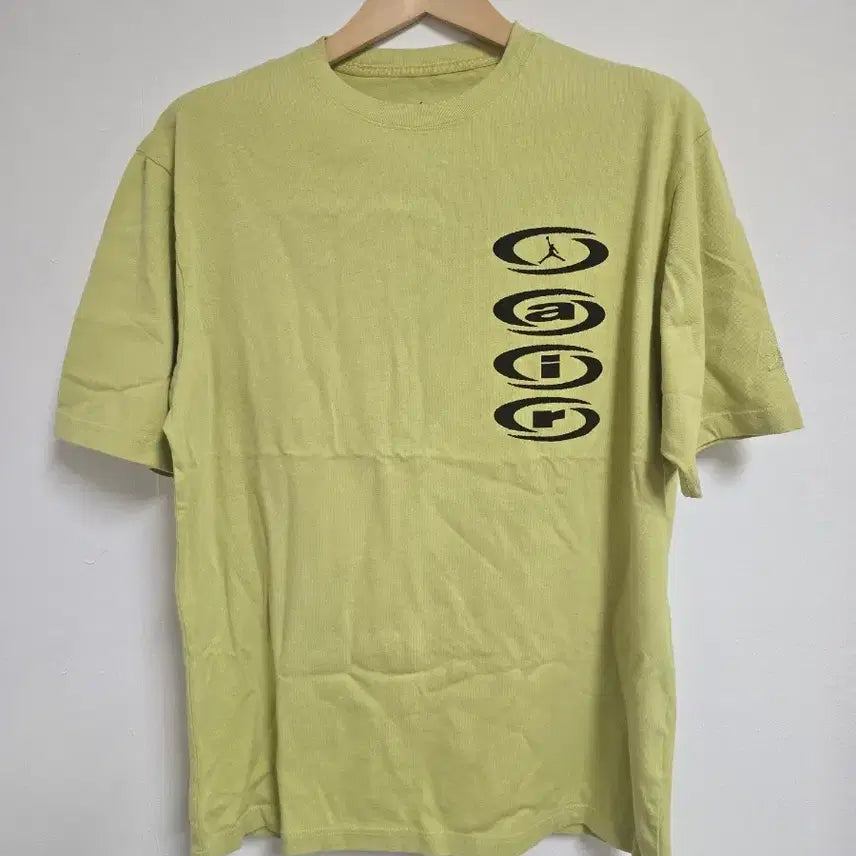 [BUNJANG] Nike Jordan x Travis Scott T-Shirt Celery / 조던 트래비스 스캇 반팔티 연두색