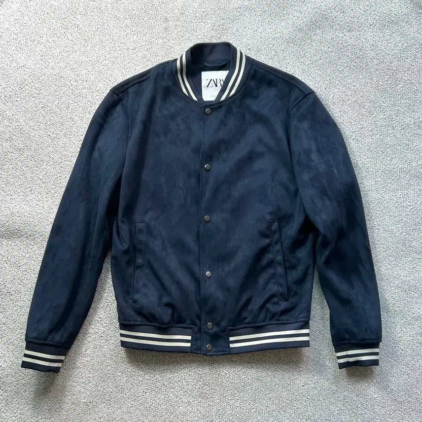 [BUNJANG] Zara Suede Stadium Varsity Jacket Navy Blue / 자라 스웨이드 스타디움 바시티 자켓 M10990 M 95