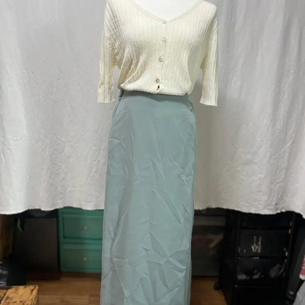 [BUNJANG] Women's Comfortable Wide-Leg Skorts / 치마바지