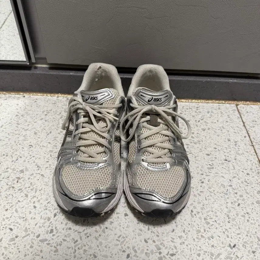[BUNJANG] Asics Gel-Kayano 14 Cream Black / 아식스 젤카야노14 크림블랙 255
