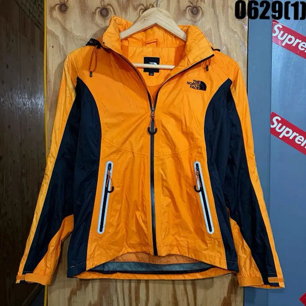 [BUNJANG] The North Face Windbreaker Orange Black Women's Size 85 / 노스페이스 바람막이 오렌지 블랙 85
