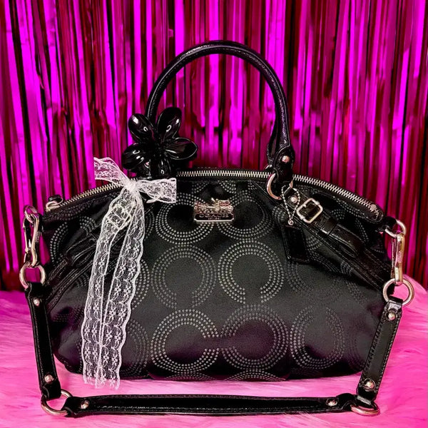 [BUNJANG] Coach Signature Opt Art Black Satchel Bag / Sale@ 시크템) Coach 코치 시그니처 옵아트 사첼백 블랙