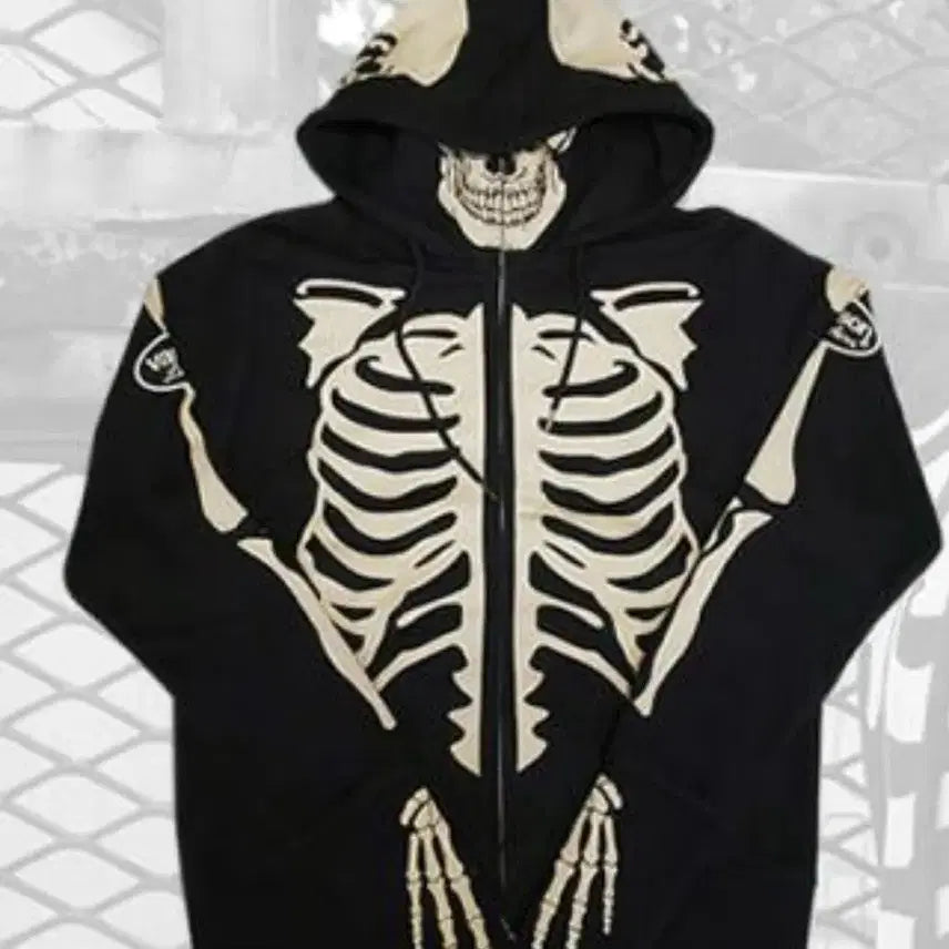 [BUNJANG] Banson Skull Print Zip-Up Hoodie - Size L / 밴슨 후드집업 L