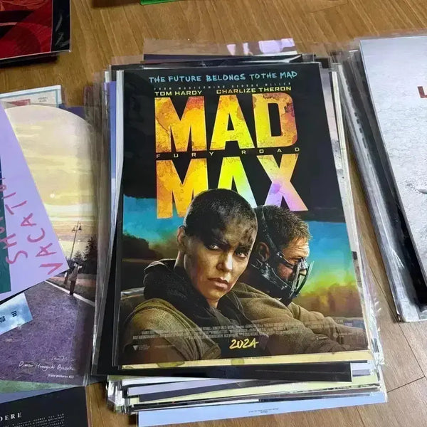 [BUNJANG] Mad Max: Fury Road A3 Hologram Poster & Furiosa Art Card / 매드맥스 분노의도로 A3 포스터 홀로그램 퓨리로드 퓨리오사TTT아트카드