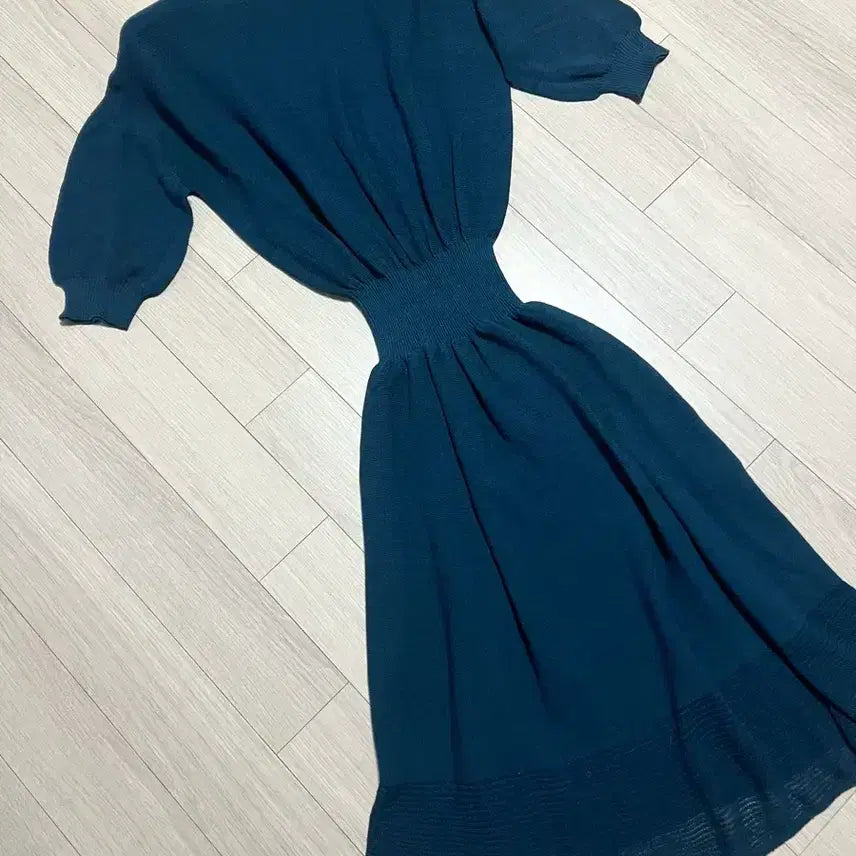 [BUNJANG] SJSJ Linen Blend Knit Midi Dress Navy / 한섬 SJSJ 홀가먼트 린넨혼방 밴딩 쿨 니트원피스 네이비퍼프반팔5부여름