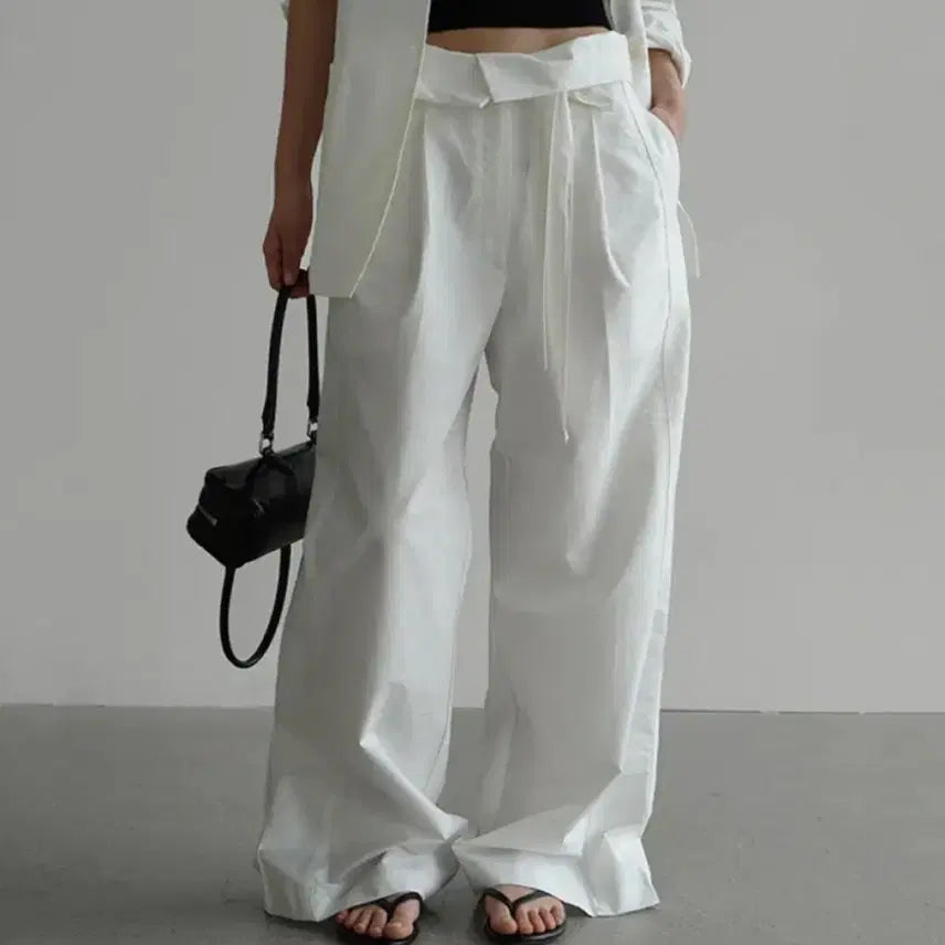 [BUNJANG] LaRoom Nylon Wide Pants (Size S) / 라룸 나일론 와이드 팬츠 새상품