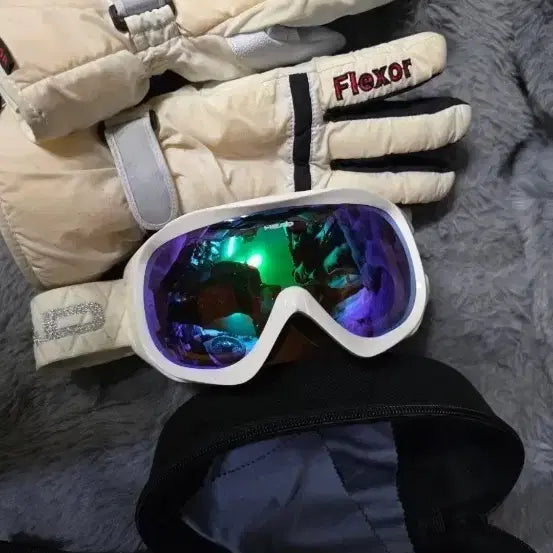 [BUNJANG] Flexer Ski Gloves and Head Ski Goggles Set / 플렉서 스키 장갑 고글 세트헤드 스키 고글. 장갑   12세이상 사이즈.