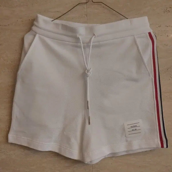 [BUNJANG] Thom Browne Signature Stripe Shorts (New) / 톰브라운 삼선 반바지 (새상품) 40