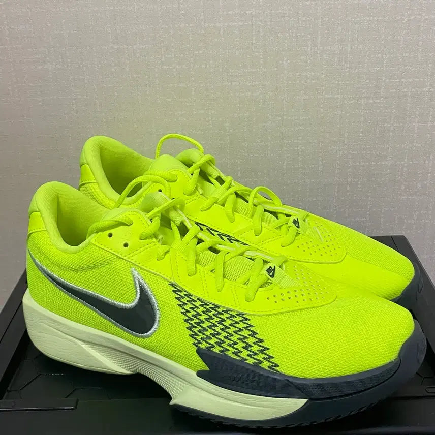 [BUNJANG] Nike GT Cut Academy 1 (Size 285) / [285] 나이키 GT Cut Academy 1