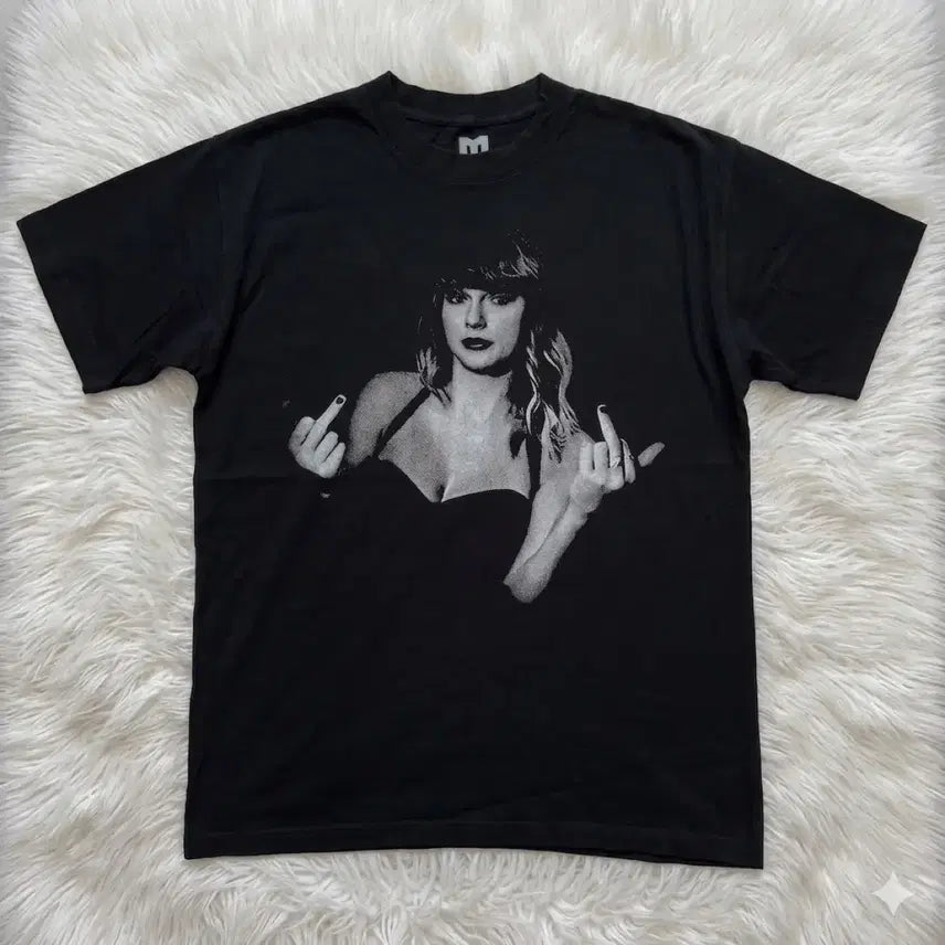 [BUNJANG] Taylor Swift Vintage Graphic T-Shirt Black / (주말특가)테일러 스위프트  반팔 빈티지 티셔츠 블랙