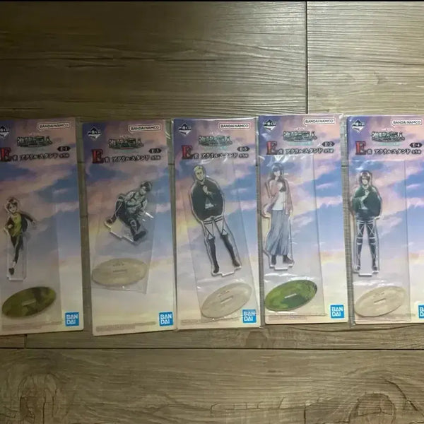 [BUNJANG] Attack on Titan Complete Set Acrylic Stands (E Prize) - Erwin, Levi, Eren, Mikasa / 5종일괄 풀셋) 진격의거인 아크릴 스탠드 E상 엘빈 리바이 에렌 미카사