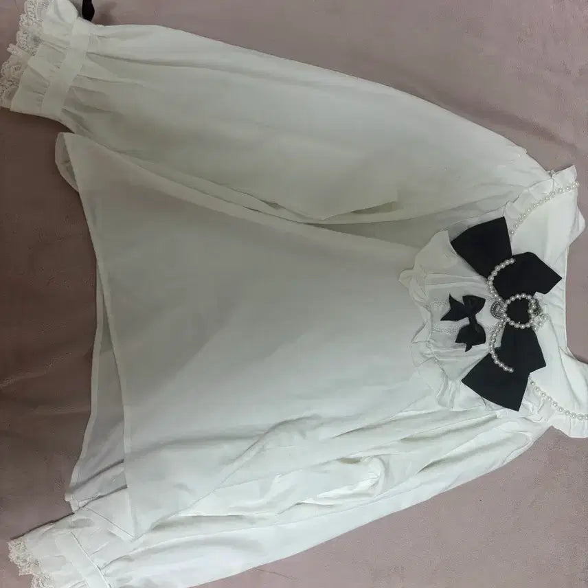[BUNJANG] Dear My Love Whip Blouse / 디마럽 휩 블라우스 팝니다 / 디어마이러브 지뢰계