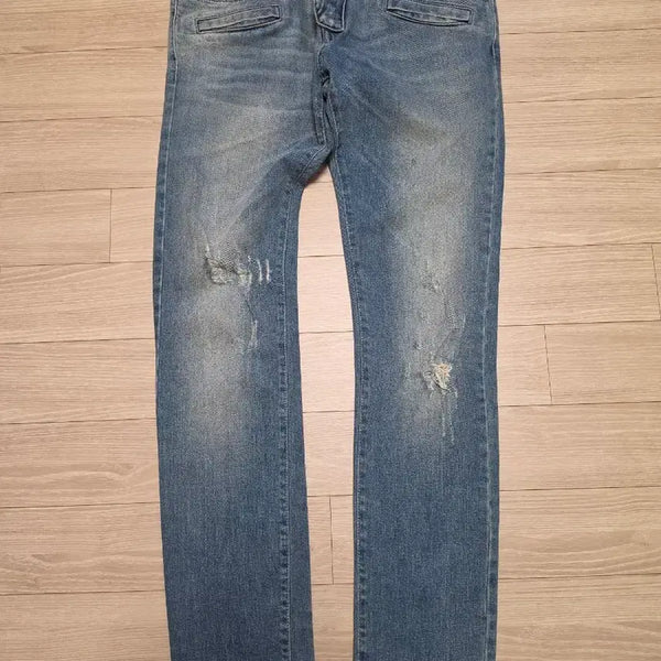 [BUNJANG] Pierre Balmain Washed & Distressed Slim Fit Denim Jeans / 피에르 발망 데님