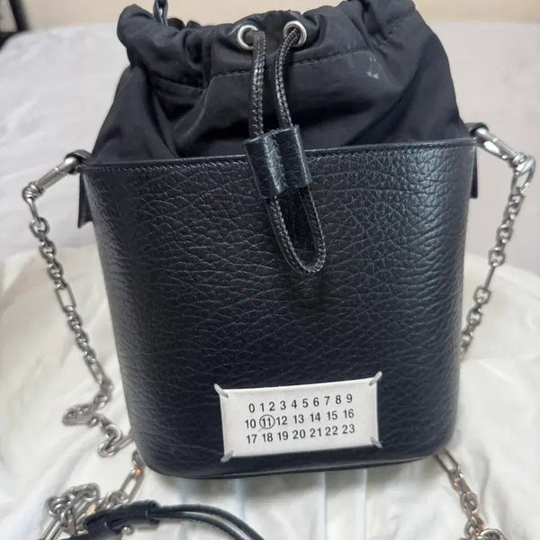 [BUNJANG] Maison Margiela Bucket Bag / [원가150만원/정품] 메종 마르지엘라 버킷백