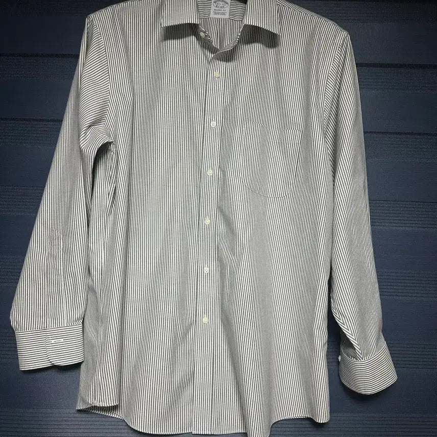 [BUNJANG] Brooks Brothers Striped Shirt Size L / 브룩스브라더스 스트라이프 셔츠 105-110
