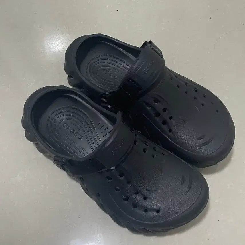 [BUNJANG] Crocs Echo Clog Kids Size 240 / 크록스 에코 클로그 240 키즈버전