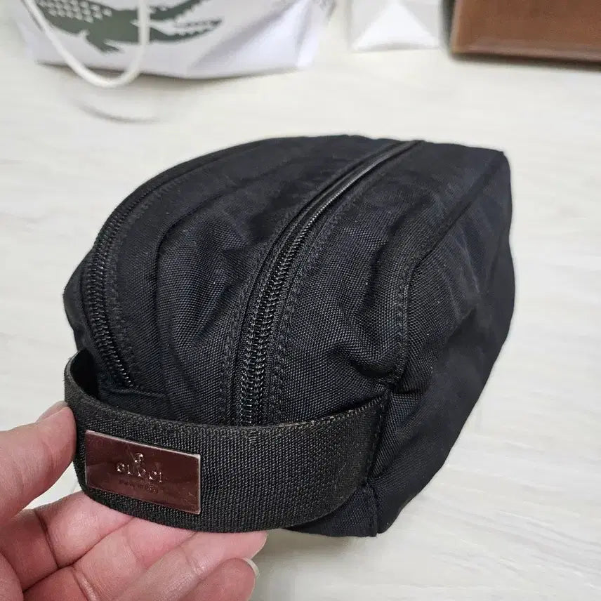 [BUNJANG] Gucci Nylon Zip Pouch / (정품) 구찌 나일론 지퍼 파우치 (희소성)