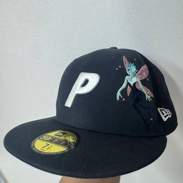 [BUNJANG] Palace Fairy P New Era 59FIFTY Navy 25SS Cap / 팔라스 페어리 P 뉴에라 59피프티 네이비 25SS 712 팝니다
