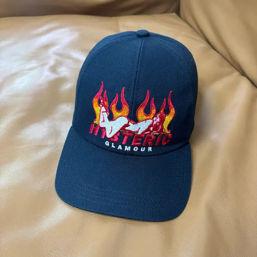 [BUNJANG] Hysteric Glamour 6-Panel Flame Women's Cap Navy Black / 히스테릭글래머 6패널 볼캡 모자 플레임 우먼 네이비 블랙