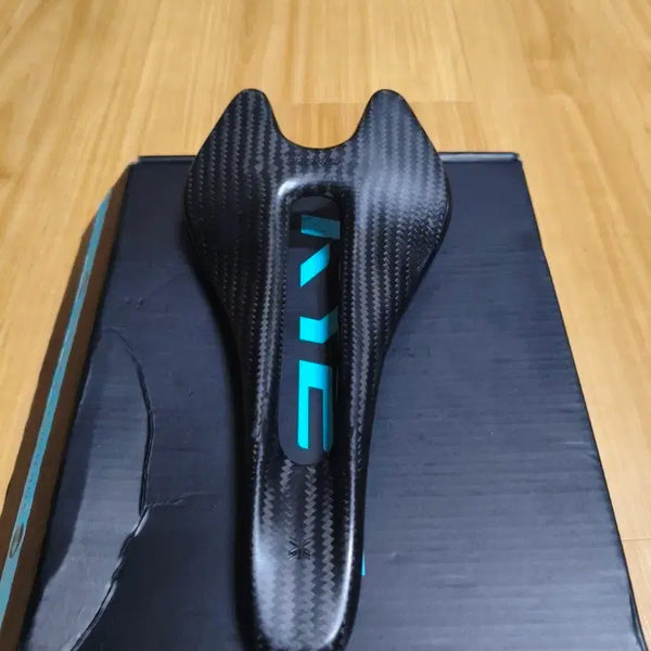 [BUNJANG] RYET Full Carbon Saddle / RYET 풀카본 안장