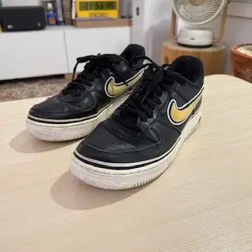 [BUNJANG] Nike Air Force 1 Low '07 LV8 Black (260) / 나이키에어포스 1 Low 07 LV8 AF1 (260)