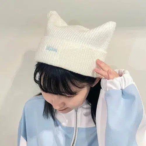 [BUNJANG] Whinny Cat Beanie Hat / whinny 화이니 네코 고양이 비니 모자 서브컬쳐 섭컬
