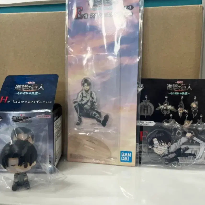 [BUNJANG] Attack on Titan Levi Chokonoko Figure & Goods Bundle Set / 진격의거인 E,F,H상 리바이 초코노코 등 일괄