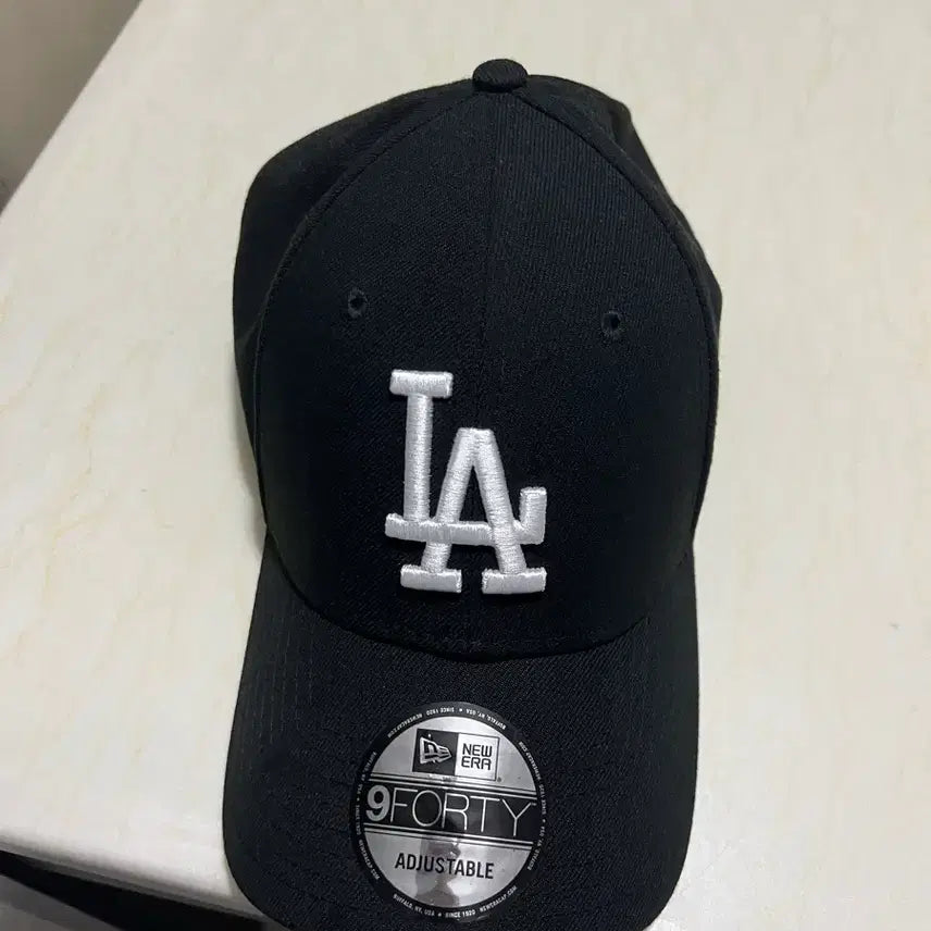 [BUNJANG] New Era Black Ball Cap / 뉴에라 볼캡 블랙 모자