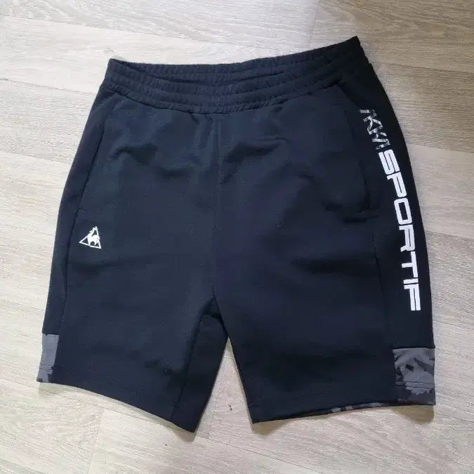 [BUNJANG] Le Coq Sportif Black Sports Shorts Size 34 / 매장정품 르꼬끄 검정색상 스포츠 반바지 95