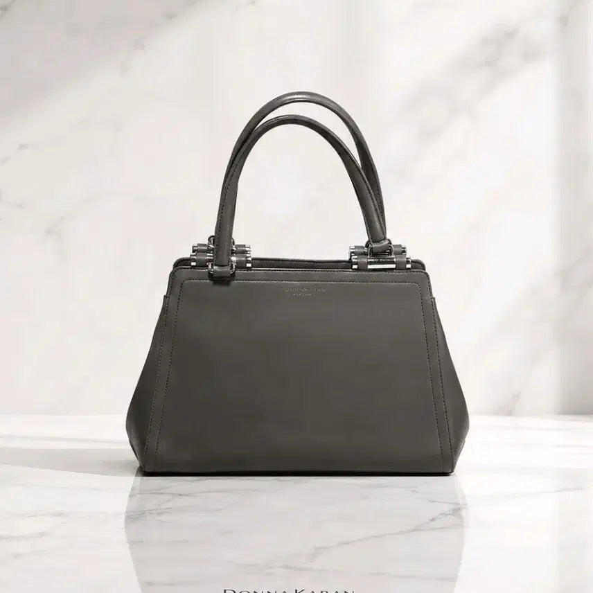 [BUNJANG] Donna Karan New York Ash Manhattan Leather Tote Bag / 도나카렌 뉴욕 애쉬 맨해튼 레더 토트백