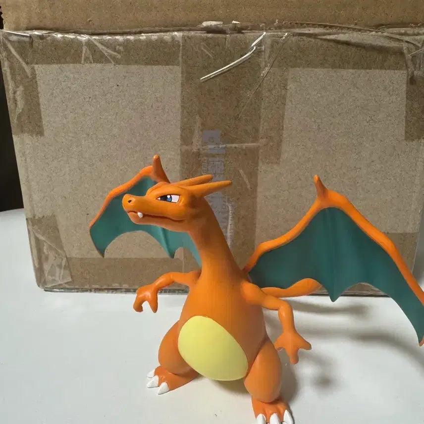[BUNJANG] Infinite Studio Charizard / 무한대 스튜디오 리자몽