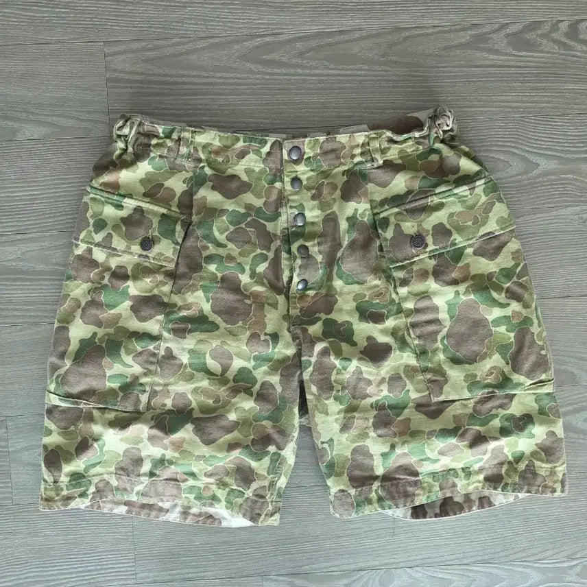 [BUNJANG] Spectator X Neurin Yangban Reversible Shorts L / 스펙테이터 X 느린양반 리버서블 쇼츠 L