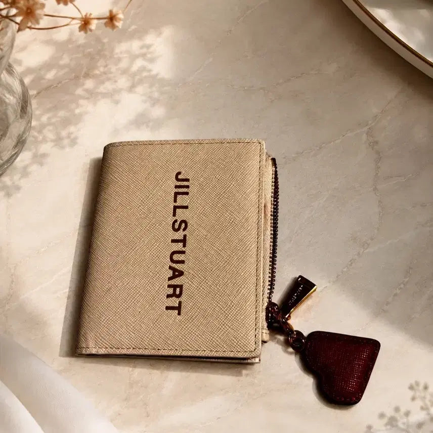 [BUNJANG] Jill Stuart Beige Women's Wallet with Heart Keyring / 질스튜어트 지갑 베이지 하트 키링 포함