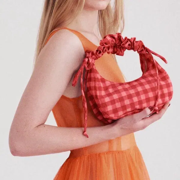 [BUNJANG] Baggu x Molly Goddard Mini Ruffle Crescent Bag / [택달린 새상품] baggu x 몰리고다드 미니 러플 크레센트백